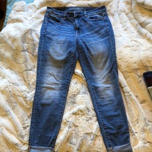 COPY - American Eagle Hi-Rise Jeggings